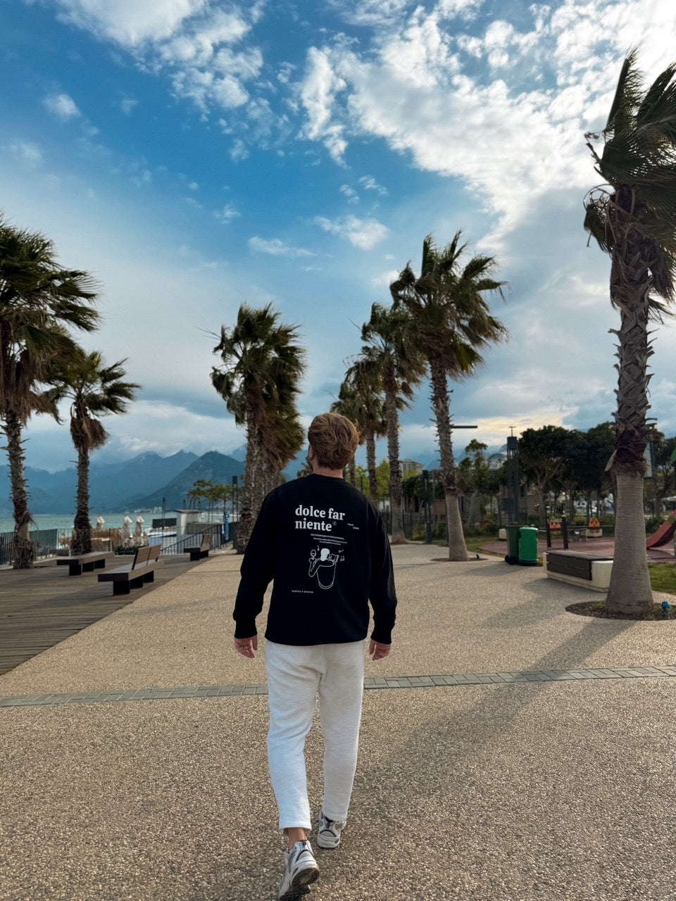 The Dolce Far Niente Eco Sweatshirt