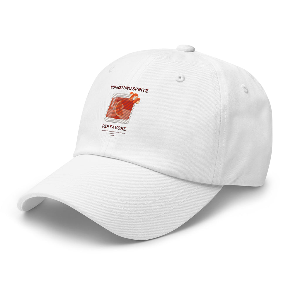 Introducing THE UNO SPRITZ PER FAVORE Glass HAT from Tequila & Sunrise: a stylish white dad hat showcasing a low-profile design. It features the text "Vorrei uno Spritz per favore" alongside an illustration of a cocktail glass garnished with an orange wedge. Its adjustable strap guarantees a perfect fit for any head size.