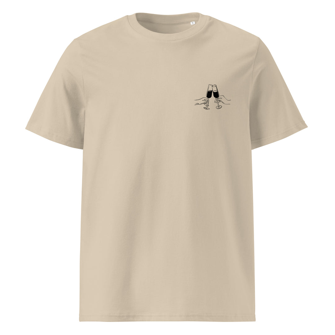 La Dolce Vita Organic T-shirt in beige, featuring a unique design with glasses.
